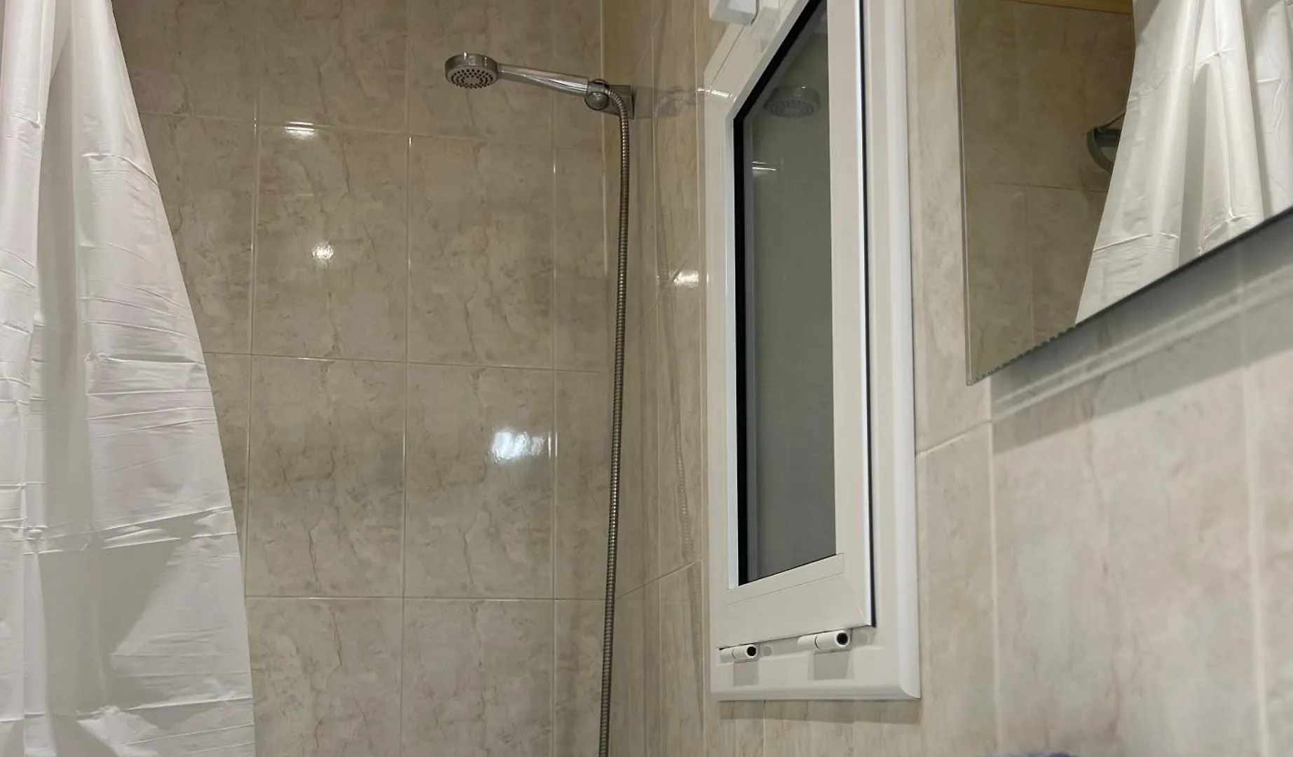 Smiths 12 Apartment Ταραγόνα